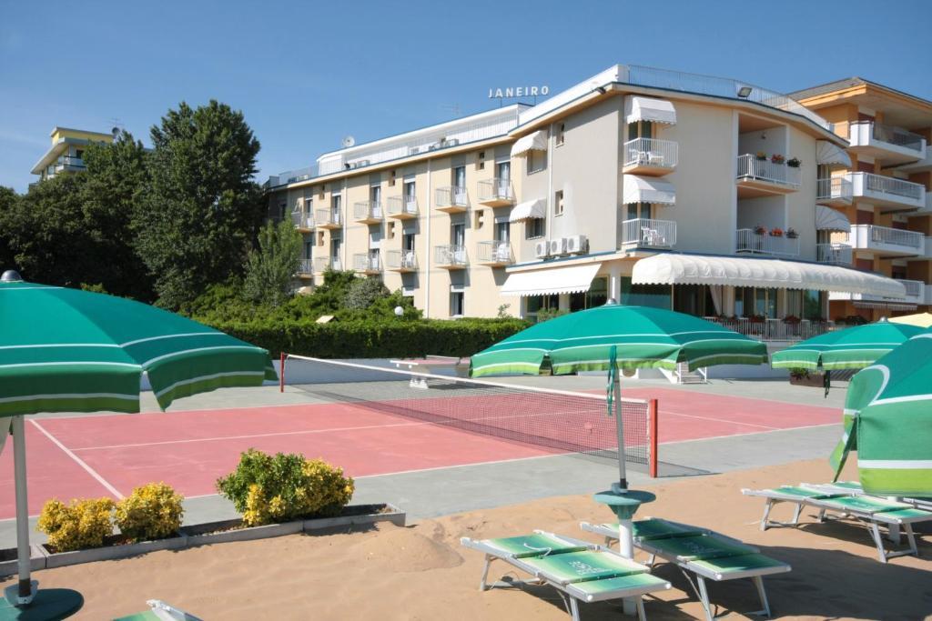 Hotel Janeiro Frontemare 리도 디 예솔로 외부 사진